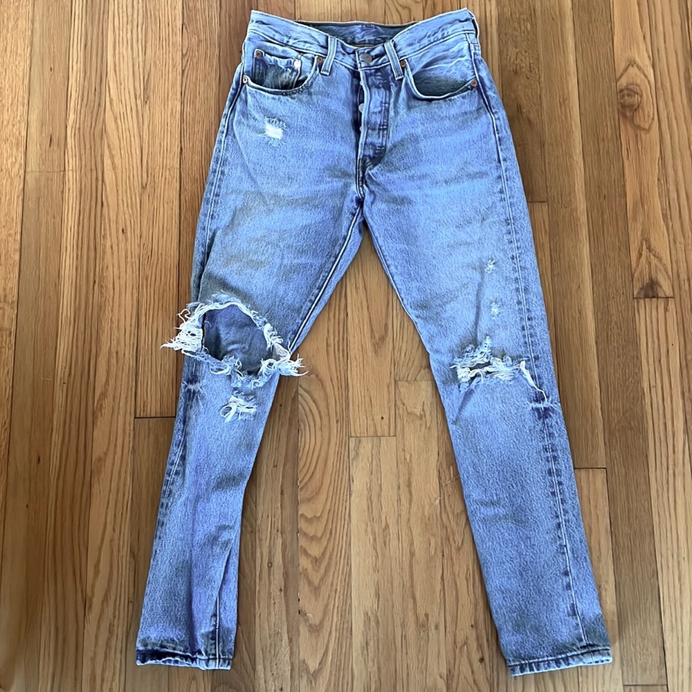Levi’s 501 Slim distressed jeans 26 W 30 L